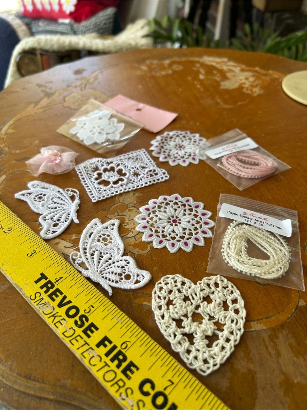 Vintage Lace Appliqués and Trim